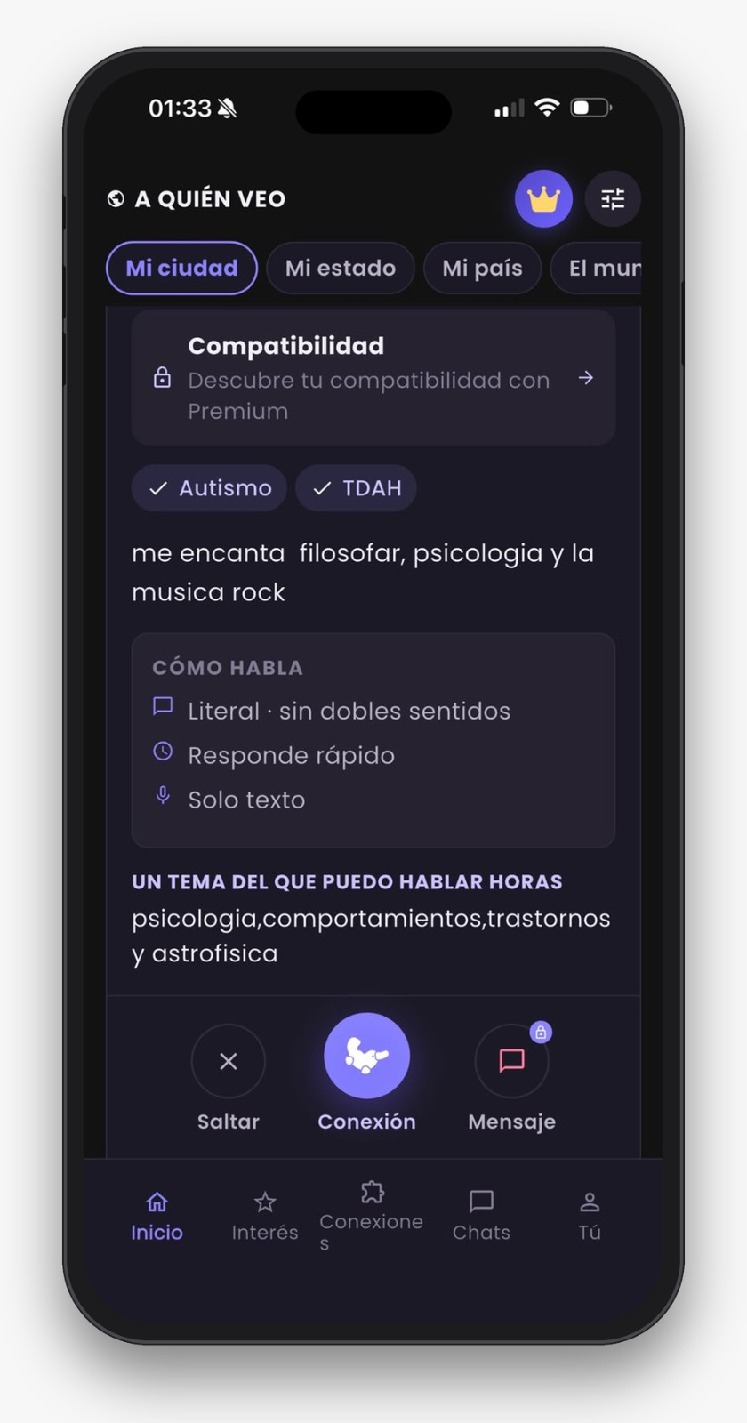 Perfil en Oddly con la sección Cómo habla (literal y sin dobles sentidos, responde rápido, solo texto), un tema del que puede hablar horas y los botones Saltar, Conexión y Mensaje